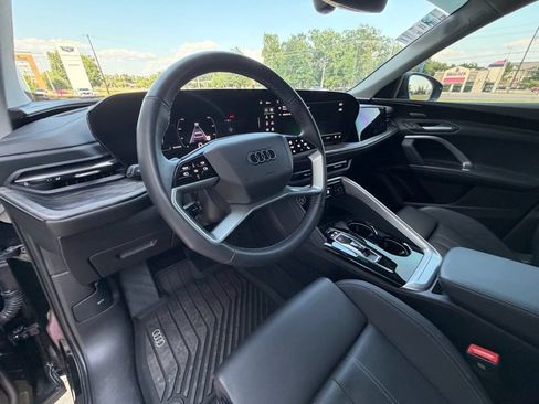 Used 2025 Audi Q5 Premium Plus AWD/4WD image 14