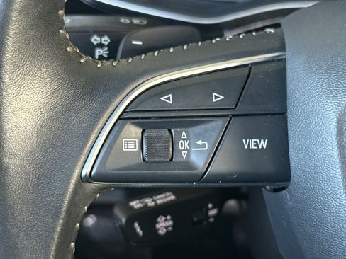Used 2019 Audi Q8 Premium Plus w/ Premium Plus image 27