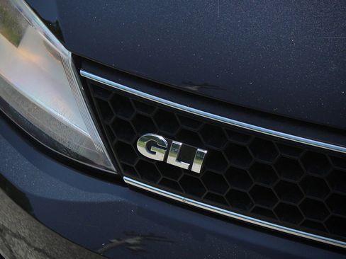 Used 2012 Volkswagen Jetta GLI Autobahn FWD image 17