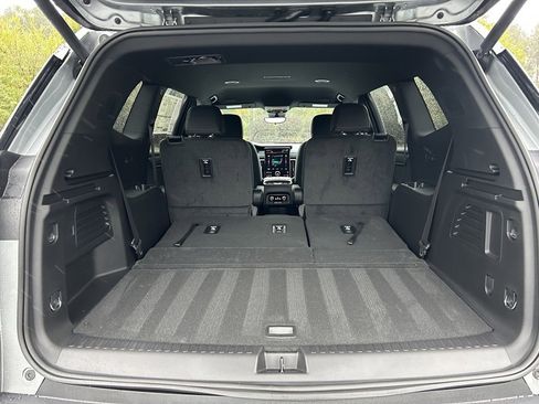 New 2026 GMC Acadia AT4 image 42