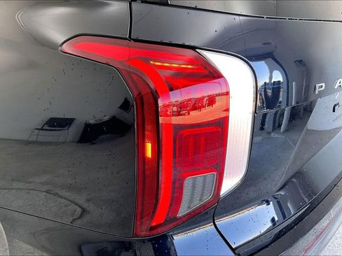 Used 2023 Hyundai Palisade Calligraphy image 39