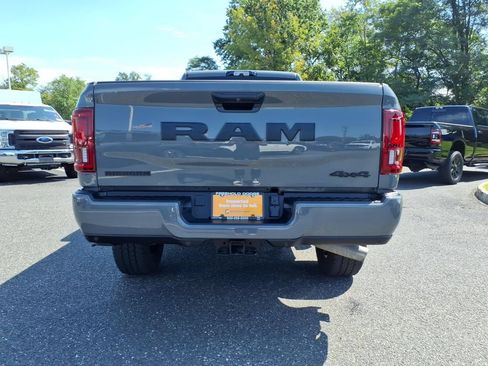 Certified 2026 RAM 3500 Big Horn AWD/4WD image 18
