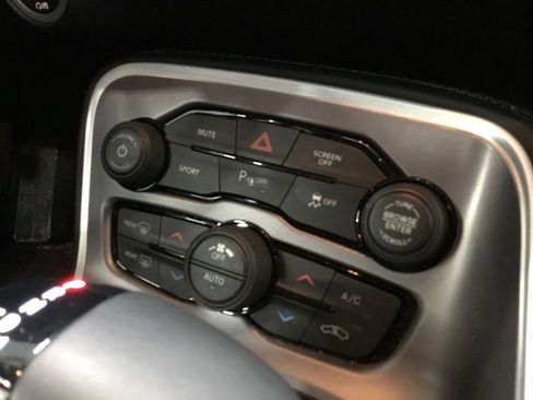 Used 2022 Dodge Challenger GT w/ Blacktop Package image 19