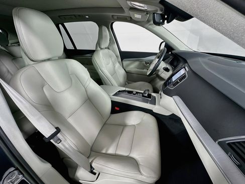 Used 2023 Volvo XC90 B5 Core w/ Protection Package Premier AWD/4WD image 30