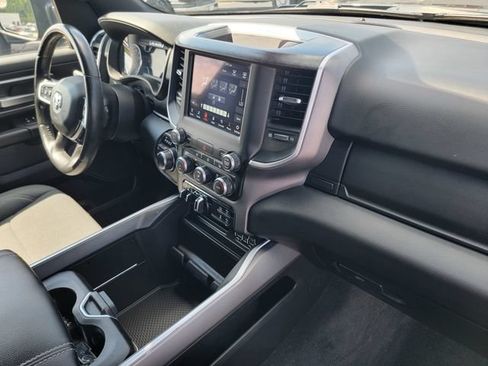 Used 2021 RAM 1500 Big Horn AWD/4WD image 18