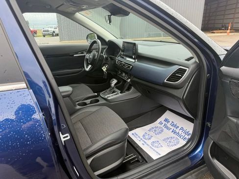 Used 2021 Kia Seltos S AWD/4WD image 15