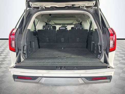 Certified 2025 Ford Expedition Max Platinum w/ Driver's Package AWD/4WD image 28