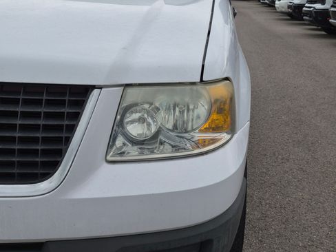 Used 2006 Ford Expedition XLS AWD/4WD image 10