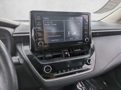 Used 2021 Toyota Corolla LE w/ Carpet Mat Package (TMS) image 12