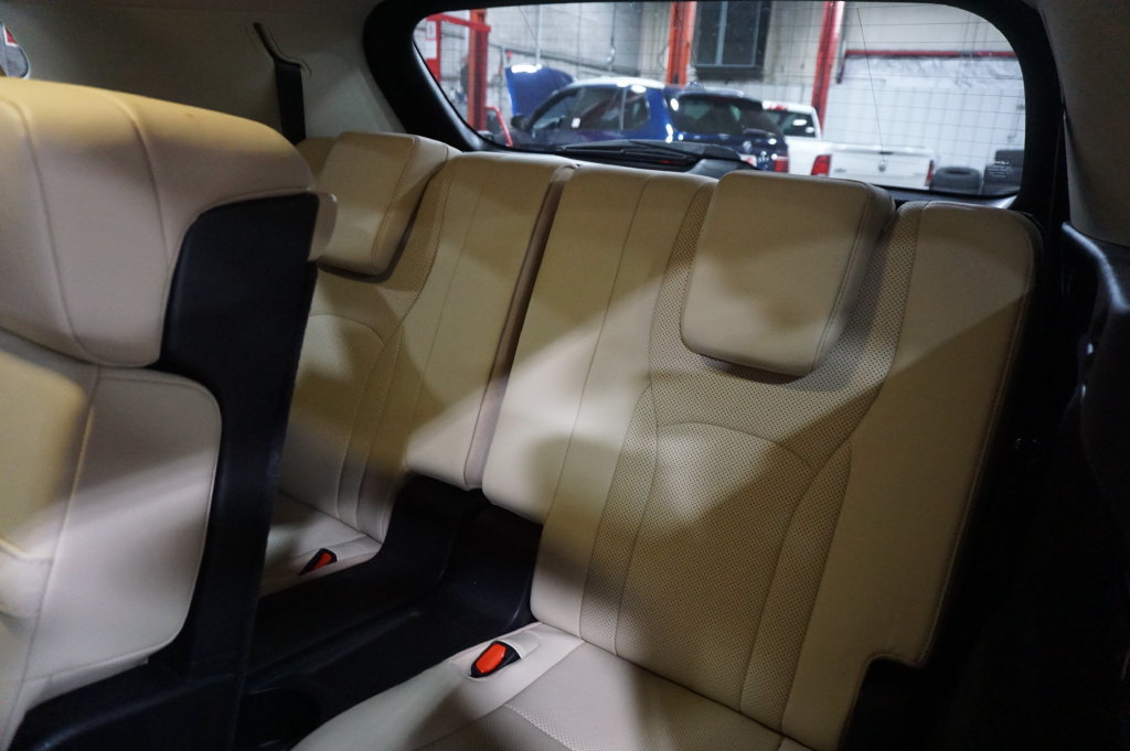 Used 2021 Lexus RX 350L FWD w/ Premium Package image 16