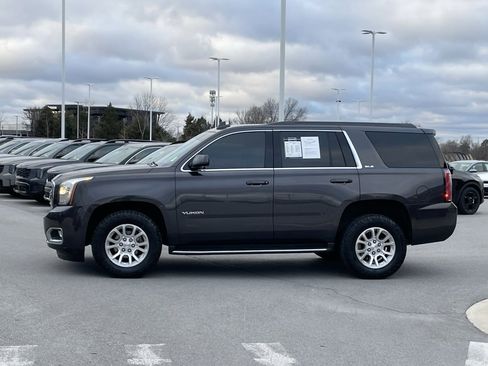 Used 2016 GMC Yukon SLE w/ Convenience Package image 4