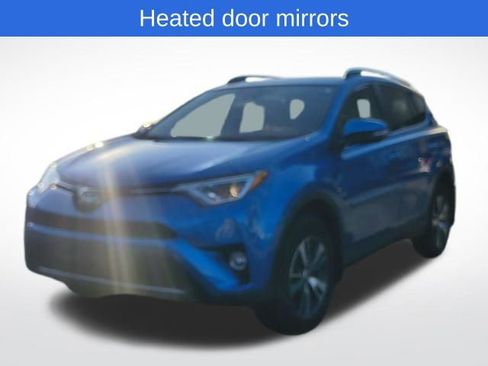 Used 2018 Toyota RAV4 XLE image 12