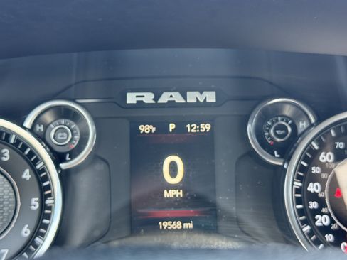 Used 2023 RAM 2500 Tradesman AWD/4WD image 25