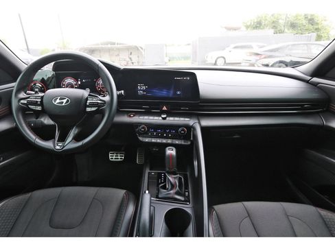 Certified 2025 Hyundai Elantra N Line FWD image 11