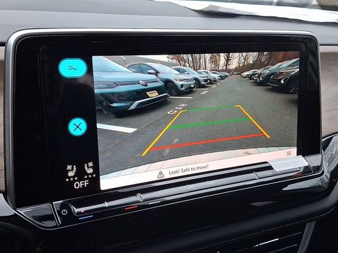 New 2026 Volkswagen Atlas SE image 12