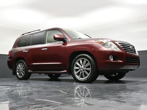 Used 2011 Lexus LX 570 4WD image 36