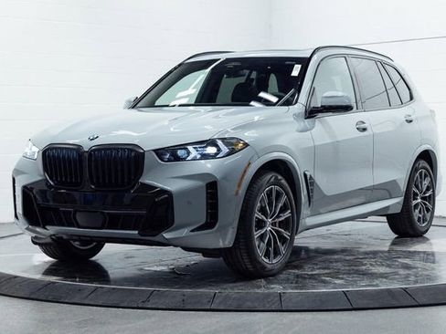 New 2026 BMW X5 xDrive40i w/ M Sport Package image 8