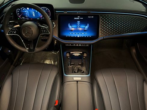 New 2027 Mercedes-Benz E 450 4MATIC Sedan image 12