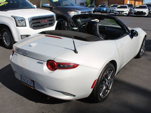 Used 2016 MAZDA MX-5 Miata Grand Touring RWD image 16