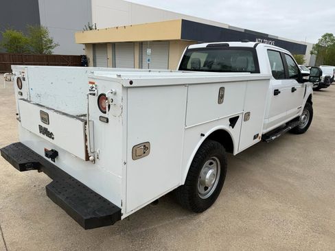 Used 2020 Ford F350 XL w/ Power Equipment Group image 5