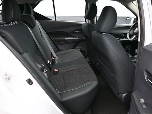 Used 2024 Nissan Kicks SV image 37