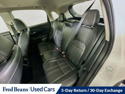 Used 2024 Honda HR-V EX-L image 30