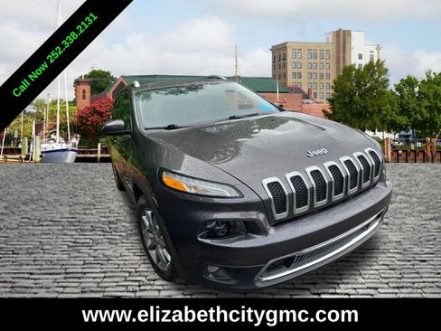 Used 2018 Jeep Cherokee Limited FWD image 1