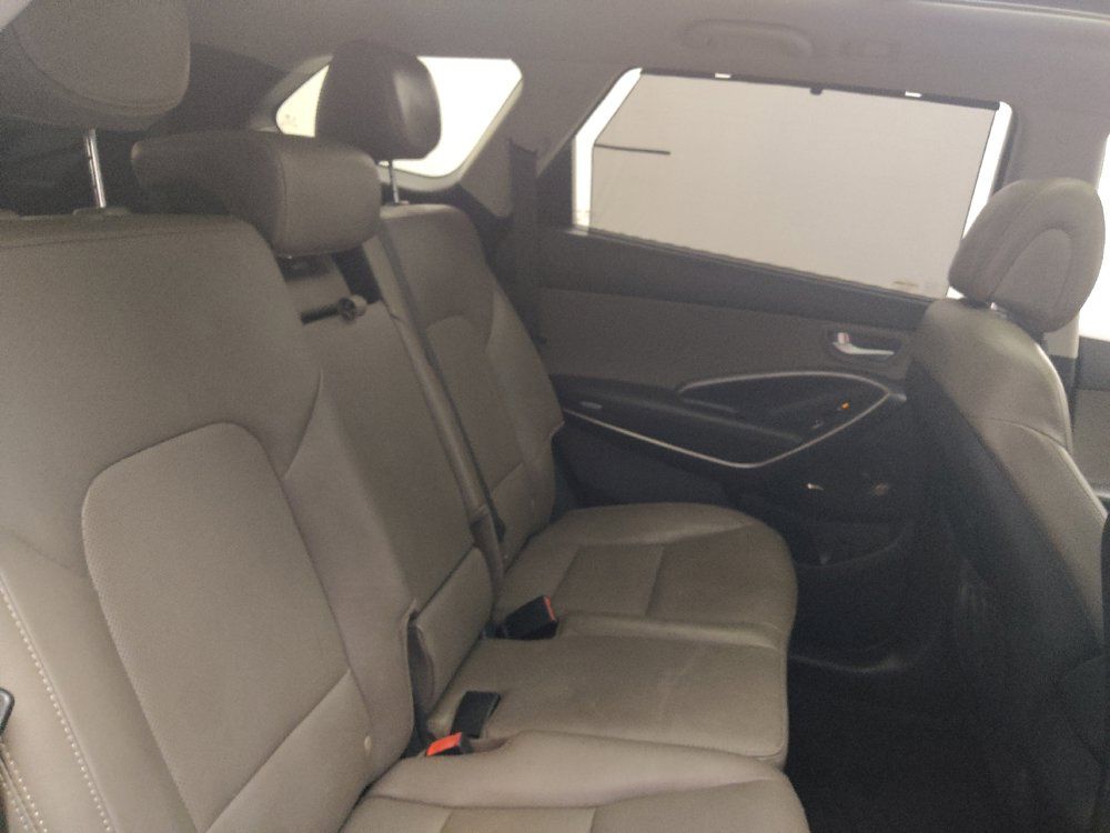 Used 2018 Hyundai Santa Fe FWD w/ Cargo Package image 19