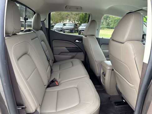 Certified 2019 GMC Canyon SLT w/ Driver Alert Package image 31