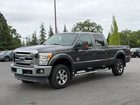 Used 2016 Ford F250 Lariat w/ Lariat Interior Package AWD/4WD image 7