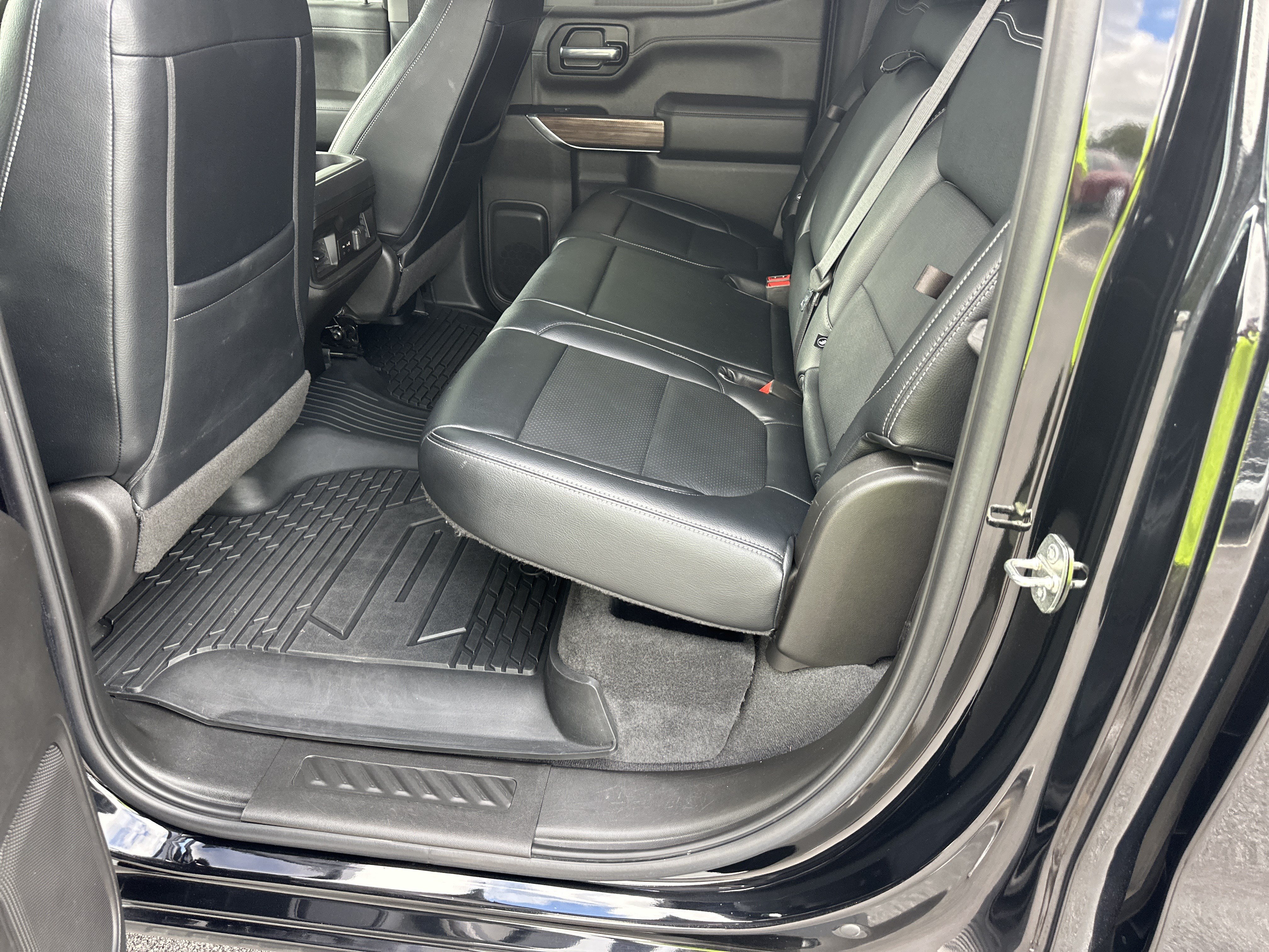 Used 2021 Chevrolet Silverado 1500 RST w/ Bed Protection Package AWD/4WD image 21