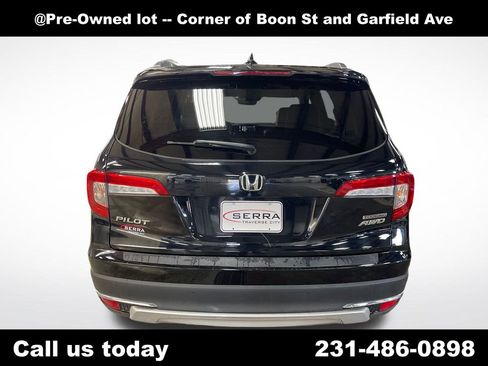 Used 2021 Honda Pilot Touring image 4
