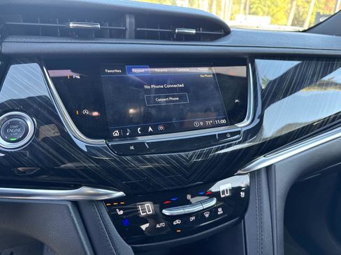 Certified 2025 Cadillac XT6 Premium Luxury image 28