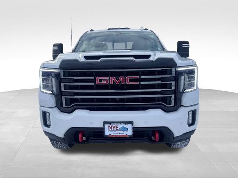 Used 2022 GMC Sierra 2500 AT4 w/ AT4 Preferred Package image 2