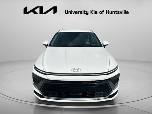 Used 2024 Hyundai Sonata SEL FWD image 3