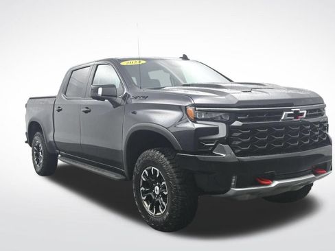 Used 2024 Chevrolet Silverado 1500 ZR2 w/ Technology Package AWD/4WD image 3