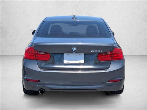 Used 2014 BMW 320i Sedan RWD image 6
