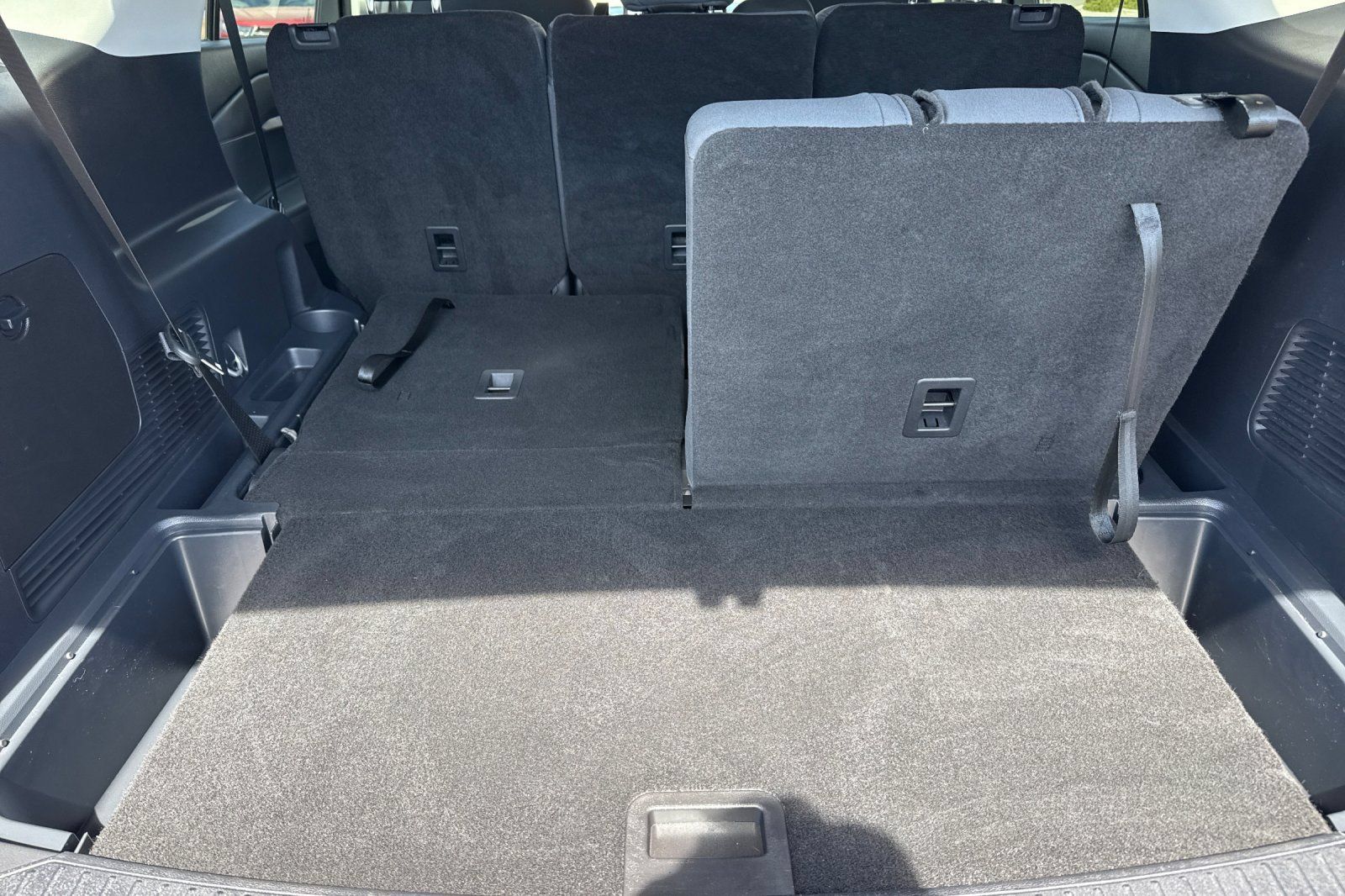 Certified 2025 Ford Explorer Active RWD image 18