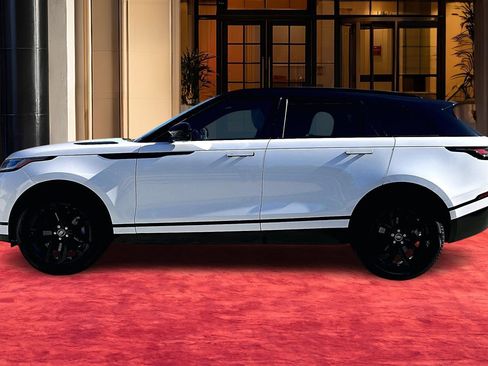 Used 2024 Land Rover Range Rover Velar Dynamic SE image 14