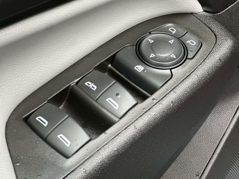 Certified 2024 Chevrolet Equinox LS w/ LS Convenience Package image 21