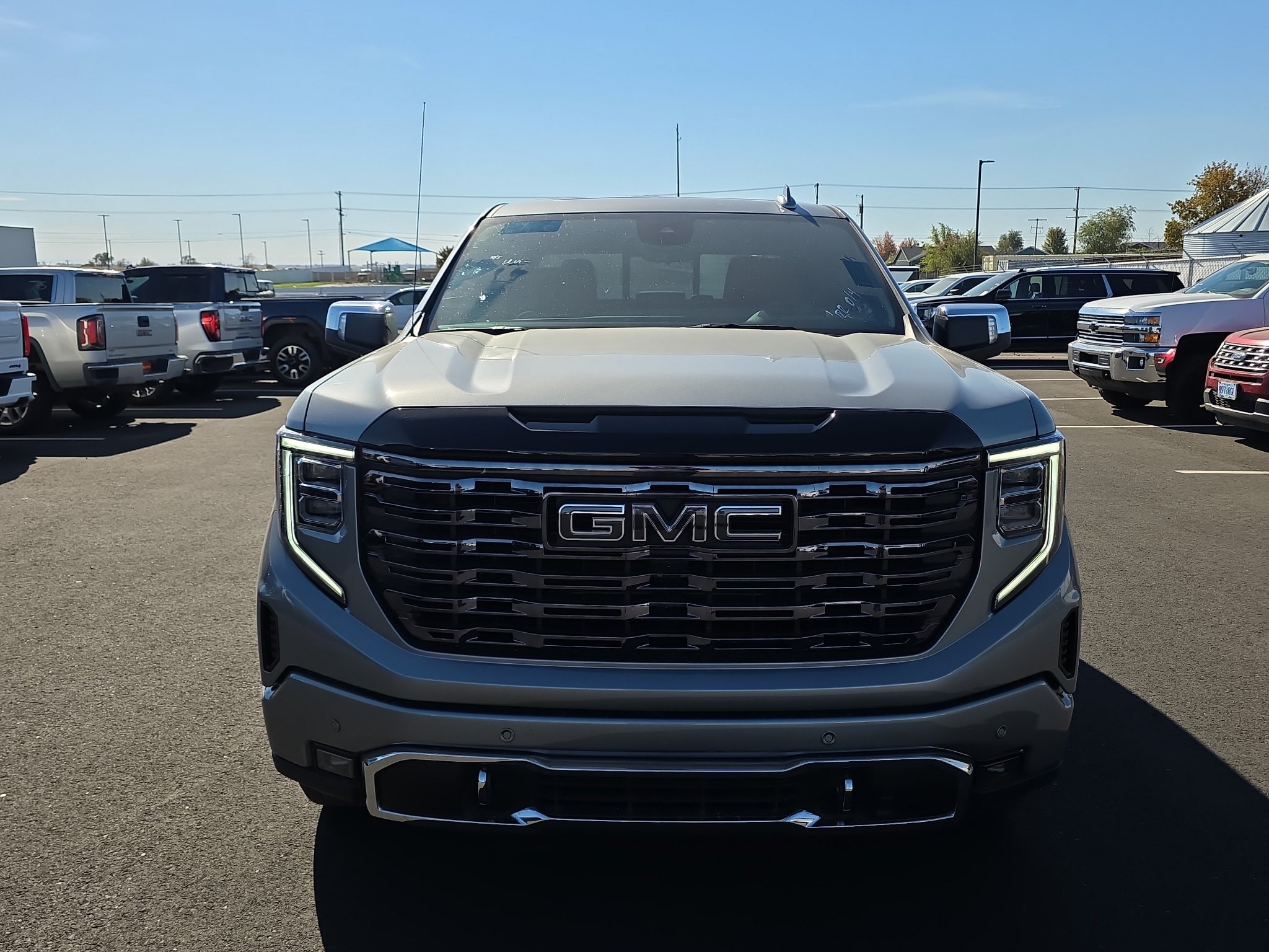 Certified 2025 GMC Sierra 1500 Denali Ultimate AWD/4WD image 2