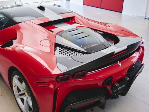 Used 2021 Ferrari SF90 Stradale image 50