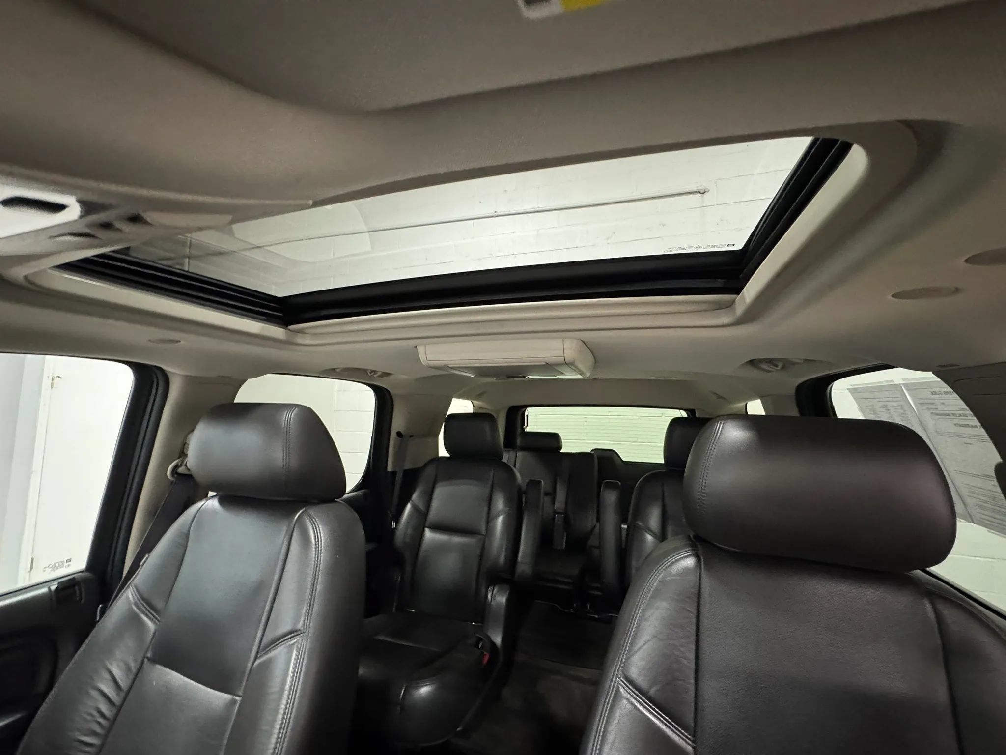 Used 2013 GMC Yukon Denali AWD/4WD image 16