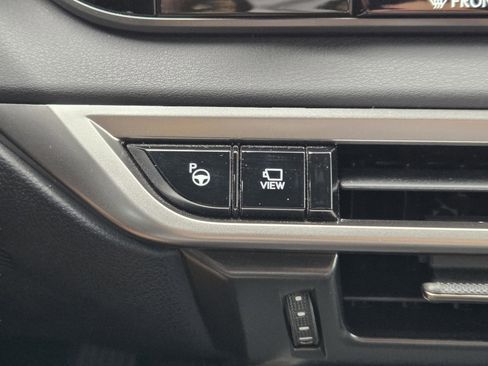 Used 2023 Lexus RX 350 w/ Cold Area Package AWD/4WD image 16