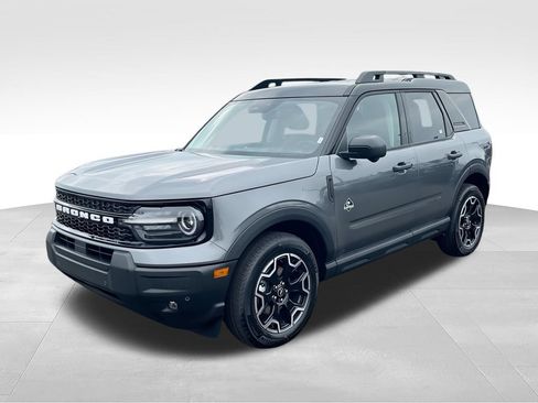 New 2026 Ford Bronco Sport Outer Banks w/ Outer Banks Tech Package+ AWD/4WD image 4