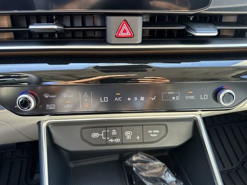 New 2026 Kia Carnival SX Prestige image 19