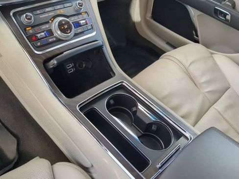 Used 2019 Lincoln Continental Reserve image 20