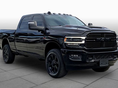 Used 2024 RAM 2500 Laramie w/ Night Edition image 3