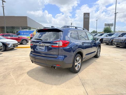 Used 2023 Subaru Ascent Premium w/ Convenience Package AWD/4WD image 7