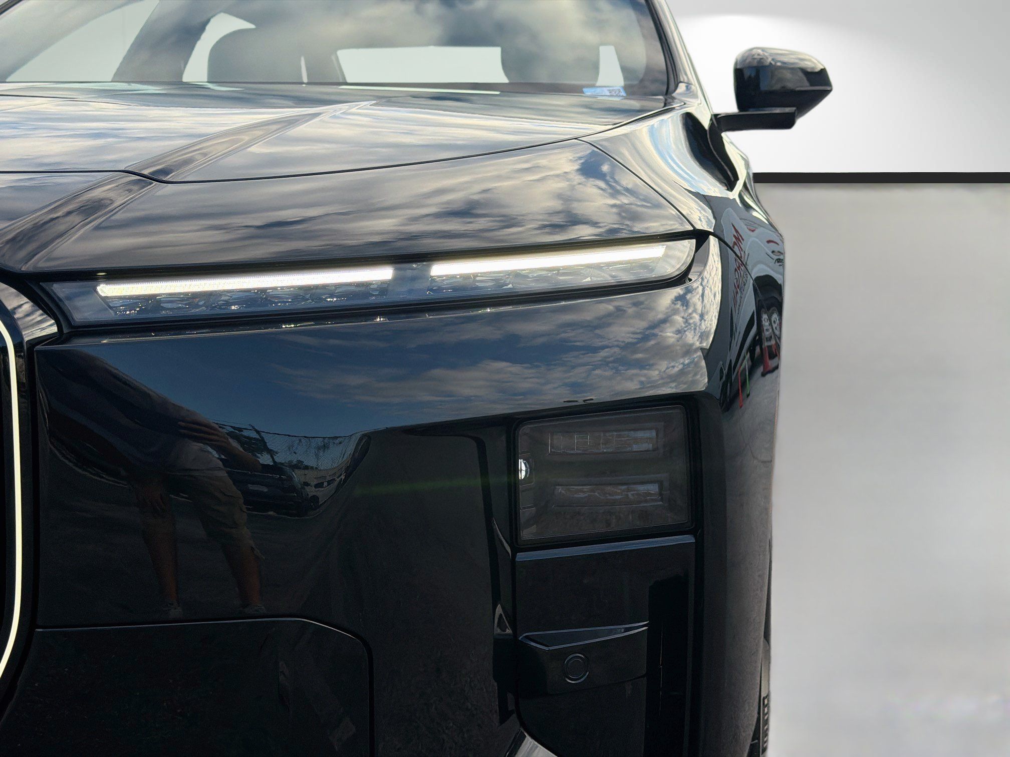 New 2027 BMW 740i w/ Executive Package RWD image 9